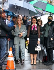 Sarah Jessica Parker and Kristin Davis are all smiles braving the rain to film at the "And Just Like That" season 2 set in Uptown, Manhattan.

Pictured: Sarah Jessica Parker,Kristin Davis
Ref: SPL5491277 051022 NON-EXCLUSIVE
Picture by: Jose Perez / SplashNews.com

Splash News and Pictures
USA: +1 310-525-5808
London: +44 (0)20 8126 1009
Berlin: +49 175 3764 166
photodesk@splashnews.com

World Rights