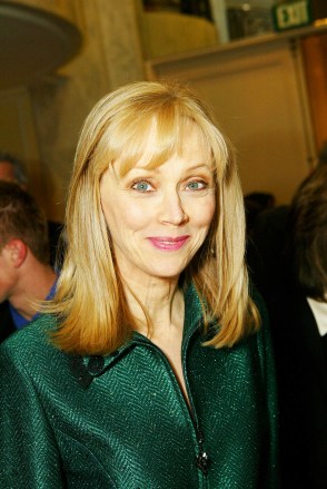 Shelley Long&#xA;LOS ANGELES FREE CLINIC 27TH ANNUAL DINNER GALA, BEVERLY HILLS, CALIFORNIA, AMERICA - 08 DEC 2003&#xA;12-08-03 Beverly Hills, CA&#xA;Los Angeles Free Clininc 27th annual Dinner Gala honoring Bob Broder with special performance by Graham Nash&#xA;Shelly Long&#xA;Photo Alex Berliner®Berliner Studio/BEImages