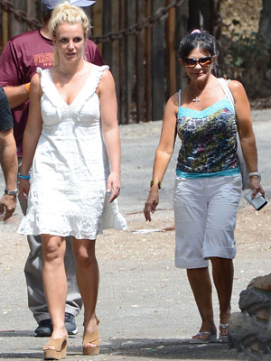 Britney Spears, Lynne Spears