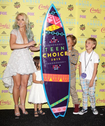 Britney Spears, Jayden James Federline, Sean Federline e sua sobrinha Lexi Teen Choice Awards, Sala de Imprensa, Los Angeles, EUA - 16 de agosto de 2015