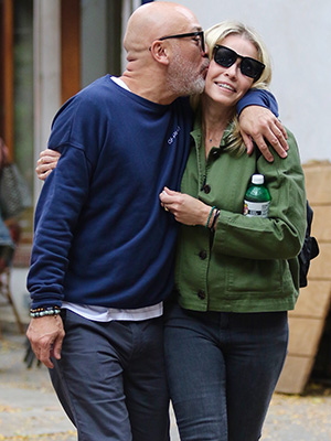 Chelsea Handler & Jo Koy: See Photos Of The Couple – Hollywood Life