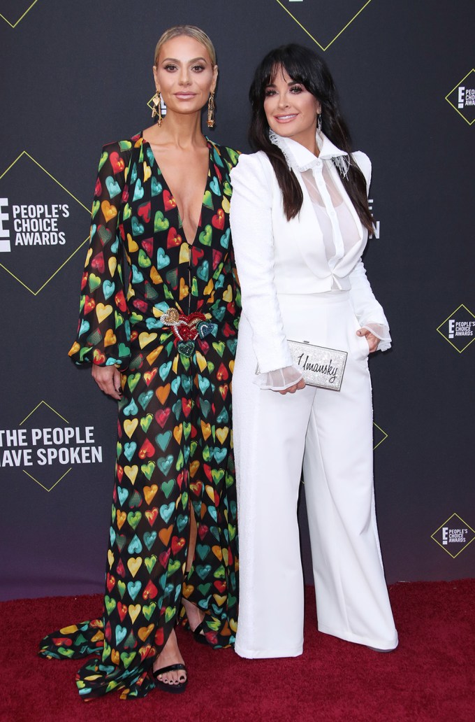 Dorit Kemsley & Kyle Richards Attend The 45th Annual People’s Choice Awards