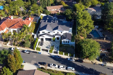Dorit Kemsley, Encino'daki evinin silah zoruyla soyulmasından bu yana ilk kez görüldü Dorit Kemsley, Encino'daki evinin silah zoruyla soyulmasından bu yana ilk kez görüldü, Los Angeles, ABD - 28 Ekim 2021