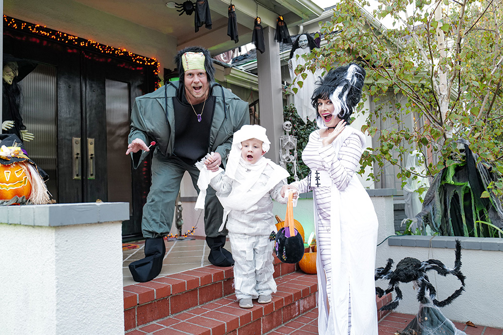 EXCLUSIVE: Heidi and Spencer Pratt get into the Halloween spirit as they take Gunner trick or treating in the Pacific Palisades,