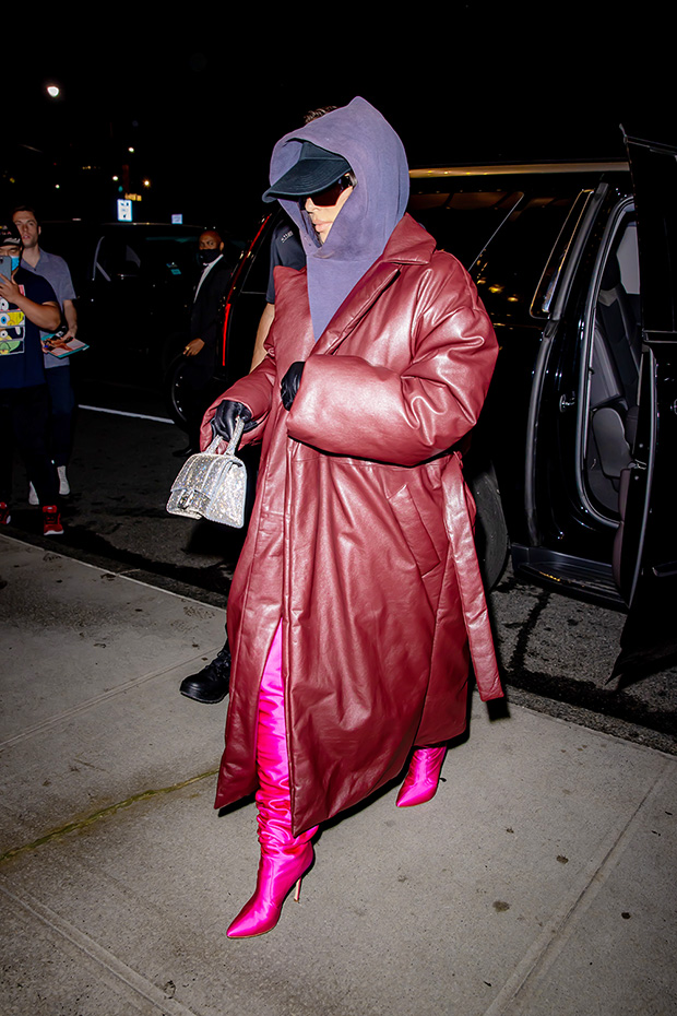 Yeezy neon hot sale pink