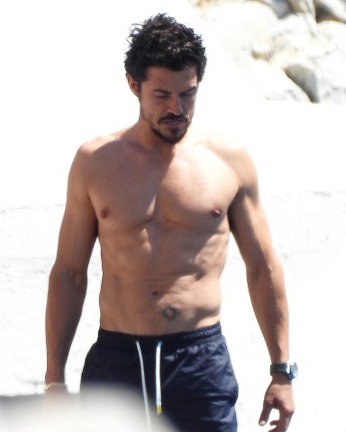 Antibes, FRANCE  - Shirtless Orlando Bloom, 46, displays his washboard abs at hotel Eden Roc in Cannes.

Pictured: Orlando Bloom

BACKGRID USA 27 MAY 2023 

BYLINE MUST READ: ML by Cobra Team / BACKGRID

USA: +1 310 798 9111 / usasales@backgrid.com

UK: +44 208 344 2007 / uksales@backgrid.com

*UK Clients - Pictures Containing Children
Please Pixelate Face Prior To Publication*