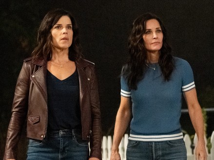 Neve Campbell (“Sidney Prescott”), left, and Courteney Cox (“Gale Weathers”) star in Paramount Pictures and Spyglass Media Group's "Screaming."