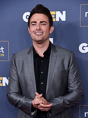 Jonathan Bennett: Photos Of The ‘Mean Girls’ Actor – Hollywood Life