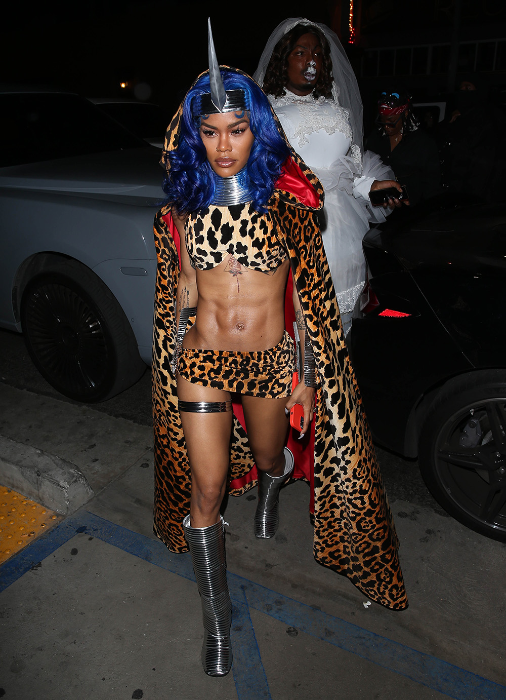 Hottest Celebrity Halloween Costumes: See Photos – Hollywood Life