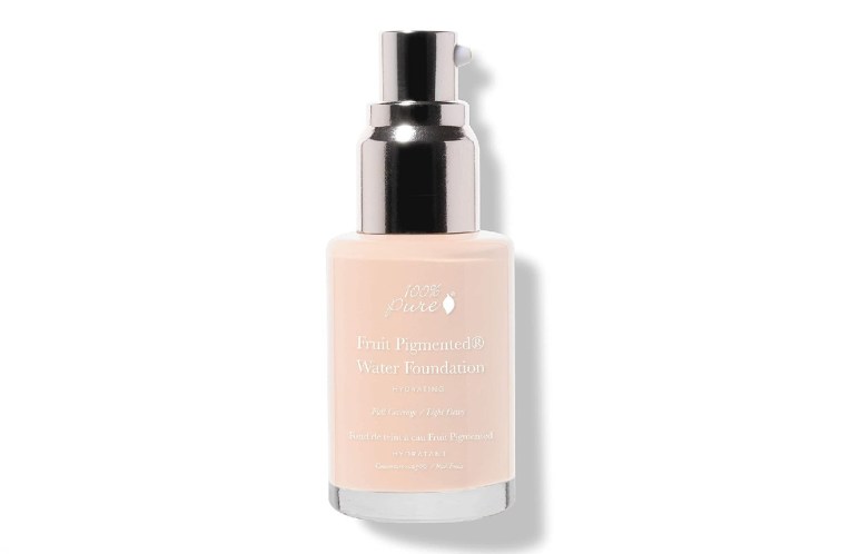 100% pure foundation for dry skin in a bottle with a pump