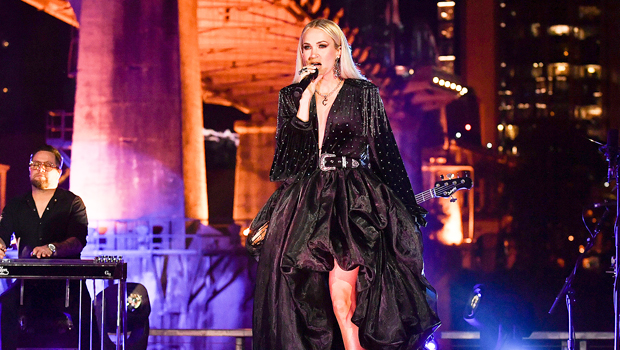 carrie underwood amas 2021