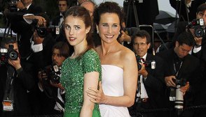 Margaret Qualley & mom Andie MacDowell
