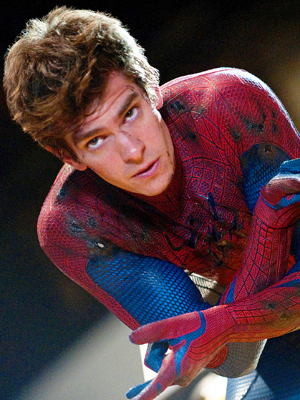 Andrew Garfield Saves Zendaya In 'Spider-Man: No Way Home': Theory –  Hollywood Life