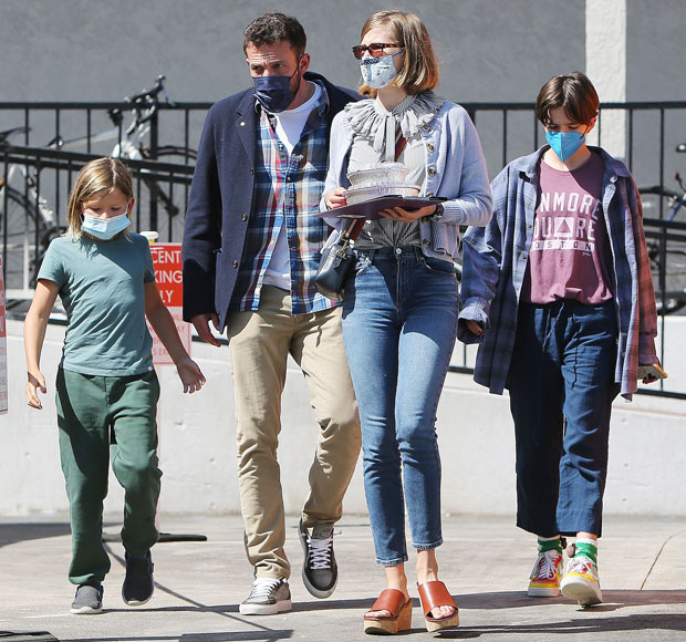 Jennifer Garner, Ben Affleck & children 