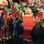 Kelly Clarkson Presents When Christmas Comes Around - Season 2021