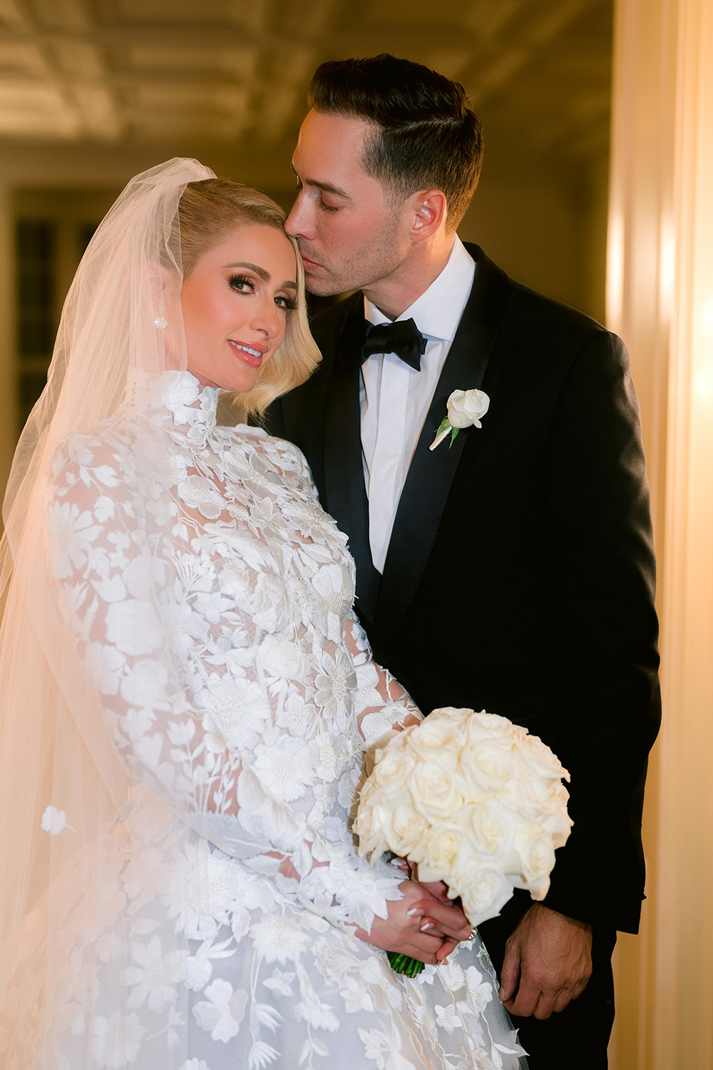 Paris Hilton’s Wedding Day Photos: See Moments From Her Big Day ...