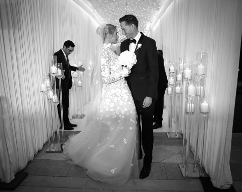 Paris Hilton’s Wedding Day Photos: See Moments From Her Big Day ...