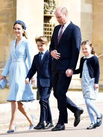 Catherine Duchess of Cambridge, Pangeran George, Pangeran William, Putri Charlotte 17 Apr 2022 Keluarga Kerajaan menghadiri Easter Mattins Service, Kapel St. George, Kastil Windsor, Inggris - 17 Apr 2022