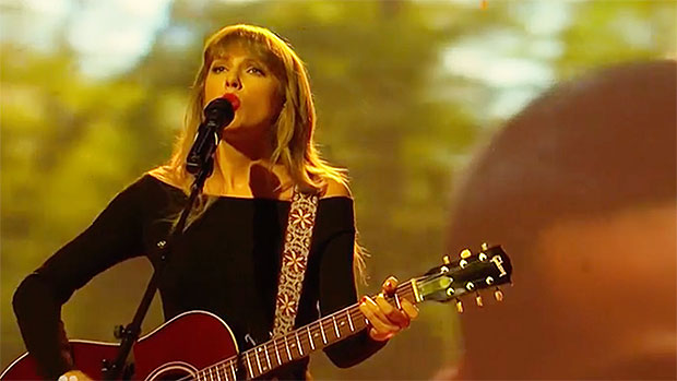 Taylor Swift Performs on 'SNL': See the Best Fan Reactions