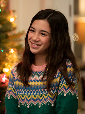 ‘Christmas Again’ — Photos Of The Disney Channel Original Movie ...