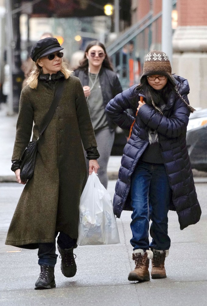 Meg Ryan & Daughter Daisy Shop In New York City