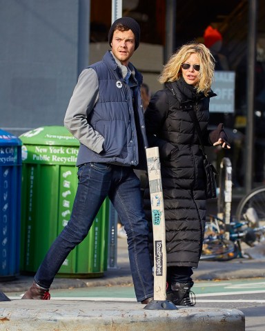 Meg Ryan spotted out and about with son Jack Quaid in NYCPictured: Meg Ryan,Jack Quaid,Meg RyanJack QuaidRef: SPL1397304 221116 NON-EXCLUSIVEPicture by: SplashNews.comSplash News and PicturesUSA: +1 310-525-5808London: +44 (0)20 8126 1009Berlin: +49 175 3764 166photodesk@splashnews.comWorld Rights