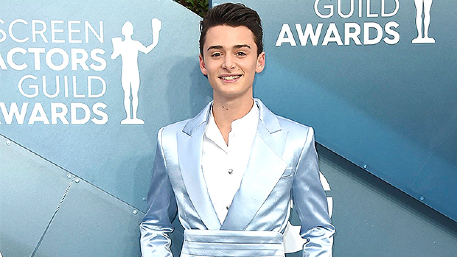 Noah Schnapp & His Family React To His College Acceptance Letter ...