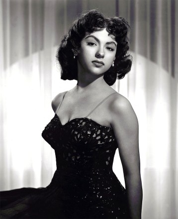 Editorial use only. No book cover usage.Mandatory Credit: Photo by Clarence Sinclair Bull/Mgm/Kobal/Shutterstock (5857986a)Rita MorenoRita Moreno - 1950MGMPortrait