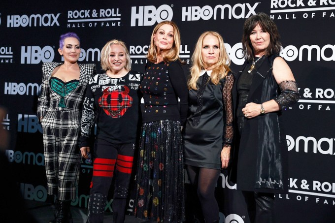 The Go-Gos At The Rock And Roll Hall Of Fame Induction In 2021