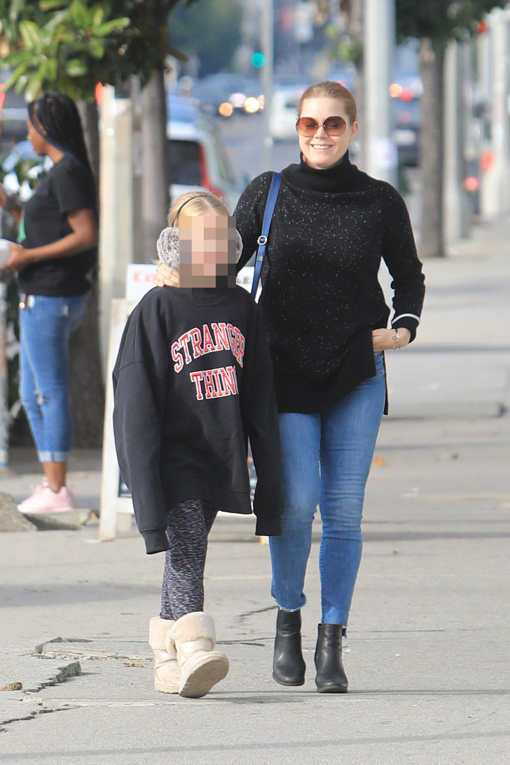 EXCLUSIVE: Amy Adams out shopping with daughter in Beverly Hills