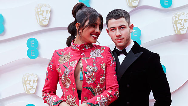 Priyanka Chopra wedding: Nick Jonas' wife whips Twitter fans into frenzy  with 75ft veil, Celebrity News, Showbiz & TV