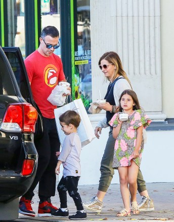 *EXCLUSIVE* Santa Monica, CA - *EXCLUSIVE* Santa Monica, CA - Sarah Michelle Gellar and Freddie Prinze Jr. have some weekend fun with their two children Charlotte and Rocky in Santa Monica. The family stopped for a cold snack at Pinkberry after some shopping at Williams-Sonoma. Sarah held hands with her son Rocky as Freddie walked with his chatting adorable daughter Charlotte, in her little floral print dress.  AKM-GSI 27 AUGUST 2016 To License These Photos, Please Contact : Maria Buda (917) 242-1505 mbuda@akmgsi.comor  Mark Satter (317) 691-9592 msatter@akmgsi.com sales@akmgsi.com