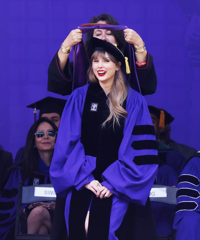 Taylor Swift Gets An Honorary Degree