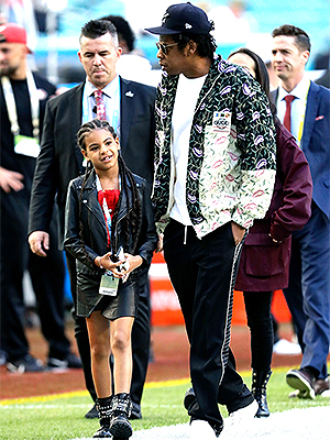 Jay Z & Blue Ivy Have Daddy-Daughter Date At Rams Game: Photo