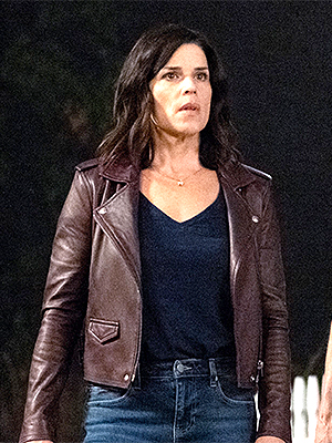 Neve Campbell
