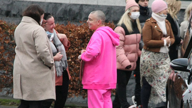 Sinead O’Connor Wears Pink To Late Son Shane’s Hindu Funeral Service — Photos.jpg