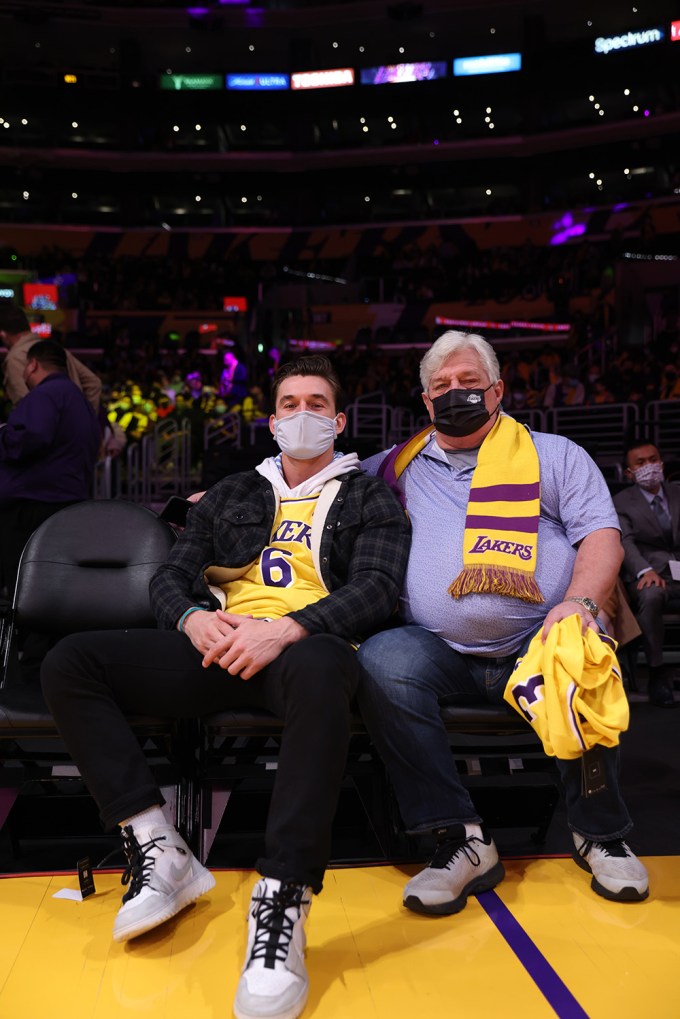 Tyler Cameron attends a Lakers game