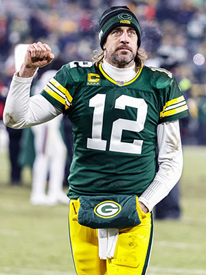 How did Aaron Rodgers shed weight for the 2022 NFL season?