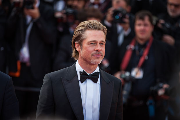 Brad Pitt 'dating,' living well 'under the circumstances': report