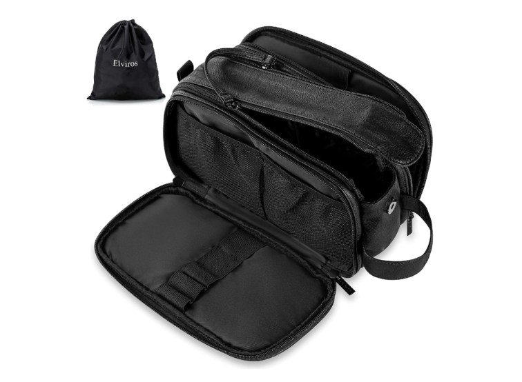 toiletry bag review