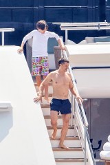 Saint-Tropez, FRANCE  - *EXCLUSIVE*  - Katy Perry, her fiancé Orlando Bloom, their daughter Daisy Dove and Orlando's son, Flynn Christopher make the most of their vacation on a yacht and on a pebble beach in the Gulf of Saint-Tropez, Côte d'Azur.  On the program: swimming, sunbathing, and paddling. The couple kiss tenderly while swimming.
Shot ono 7/18/23

Pictured: Katy Perry, Orlando Bloom

BACKGRID USA 25 JULY 2023 

BYLINE MUST READ: Best Image / BACKGRID

USA: +1 310 798 9111 / usasales@backgrid.com

UK: +44 208 344 2007 / uksales@backgrid.com

*UK Clients - Pictures Containing Children
Please Pixelate Face Prior To Publication*
