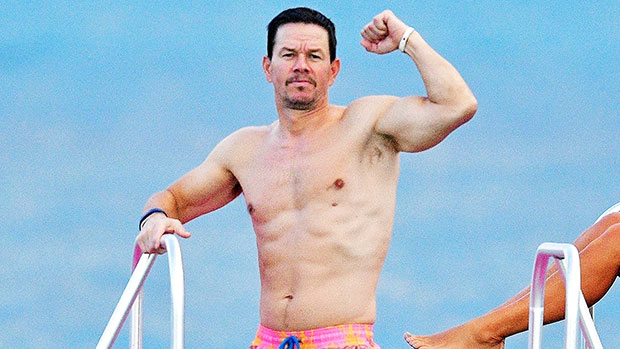 Mark Wahlberg, 50, Looks Extremely Buff While Shirtless On The Beach During Family Getaway – Photo