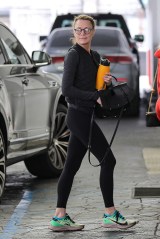 Beverly Hills, CA  - *EXCLUSIVE* Actress Robin Wright wears gym attire while heading to a health spa in Beverly Hills.

Pictured: Robin Wright

BACKGRID USA 26 MAY 2023 

USA: +1 310 798 9111 / usasales@backgrid.com

UK: +44 208 344 2007 / uksales@backgrid.com

*UK Clients - Pictures Containing Children
Please Pixelate Face Prior To Publication*