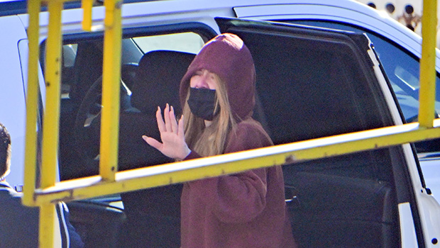 Adele Keeps Low Profile In Brown Sweat Suit In Los Angeles — Pics –  Hollywood Life