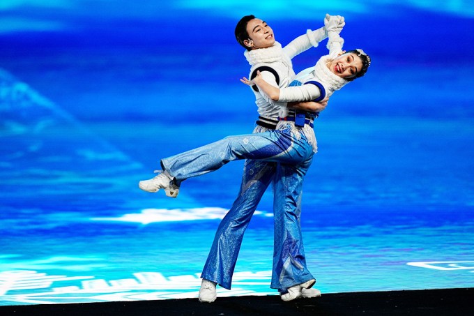 Pairs Dancing At Beijing Olympics Opening Ceremony