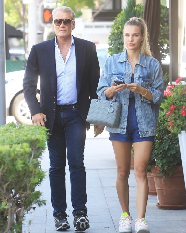 Beverly Hills, CA  - Dolph Lundgren takes his daughter Ida to lunch in Beverly Hills.Pictured: Dolph Lundgren, Ida LundgrenBACKGRID USA 15 JUNE 2022 USA: +1 310 798 9111 / usasales@backgrid.comUK: +44 208 344 2007 / uksales@backgrid.com*UK Clients - Pictures Containing ChildrenPlease Pixelate Face Prior To Publication*