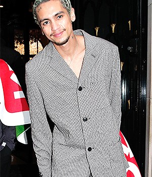 EXCLUSIVE: Dominic Fike arriving at his hotel during Paris Fashion Week 2022. 23 Jan 2022 Pictured: Dominic Fike. Photo credit: Spread Pictures / MEGA TheMegaAgency.com +1 888 505 6342 (Mega Agency TagID: MEGA822154_010.jpg) [Photo via Mega Agency]