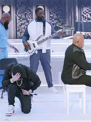 Eminem Takes A Knee In Super Bowl Halftime Show – Review – Deadline