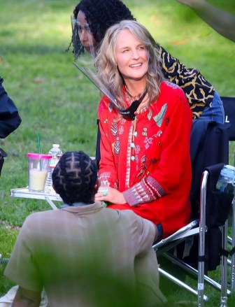 Los Angeles, CA  - *EXCLUSIVE*  Actress Helen Hunt gets into character filming a scene for her show 'Blindspotting' at a park in Los Angeles. The actress was seen filming a scene holding a bunch of helium balloons that get away from her. In between takes, Helen sat with cast members Jasmine Cephas Jones, Candace Nicholas-Lippman and Margo Hall.Pictured: Helen HuntBACKGRID USA 15 FEBRUARY 2022 USA: +1 310 798 9111 / usasales@backgrid.comUK: +44 208 344 2007 / uksales@backgrid.com*UK Clients - Pictures Containing ChildrenPlease Pixelate Face Prior To Publication*