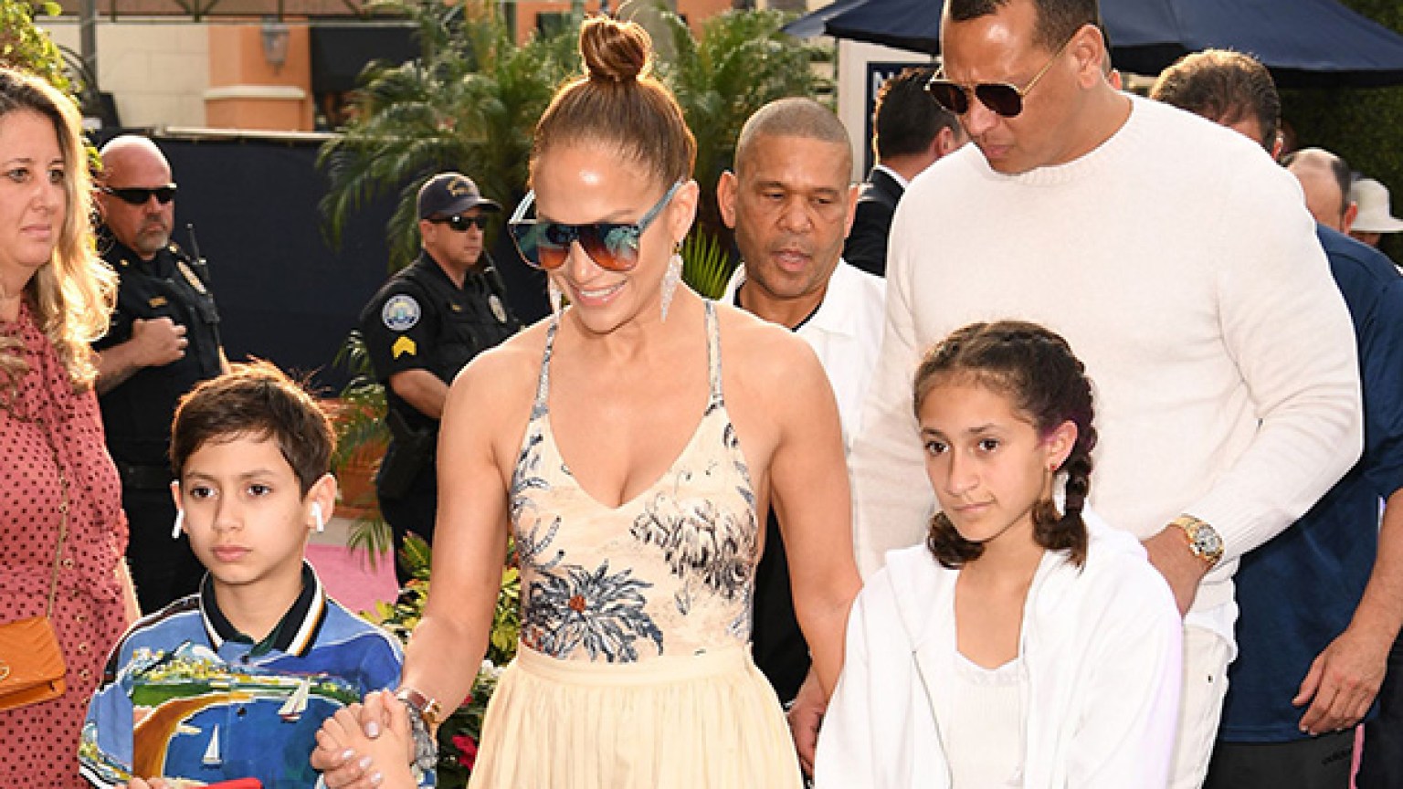 Jennifer Lopez’s Kids Everything To Know About Twins Max & Emme